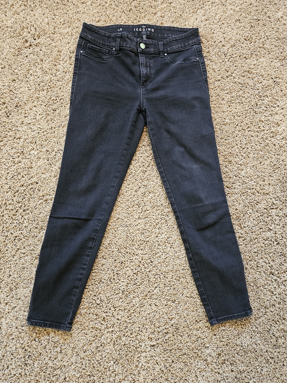 White House Black Market Crop Jeggings Sz 6